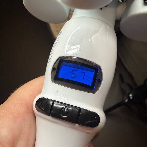 Bondi Boost Wave Wand 32mm Hair Curler Triple Barrel Crimper w/ Box & Glove - Picture 2 of 6